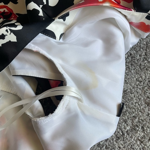 White House, Black market floral satin dress - Picture 12 of 14